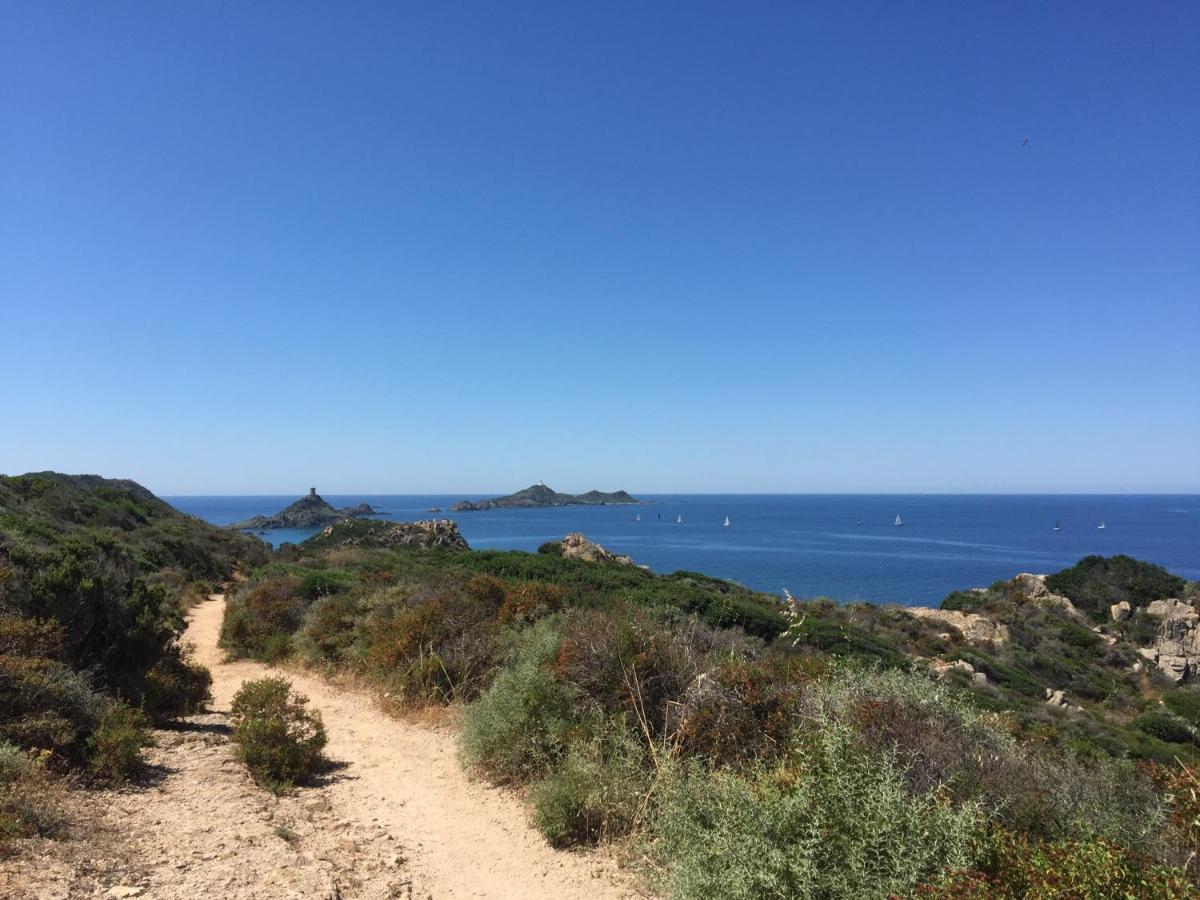Ajaccio Magnifique T2 45M2 Neuf 5 Personnes Clim Wifi Stationnement Gratuit Centre Ville Plage A 300M 외부 사진